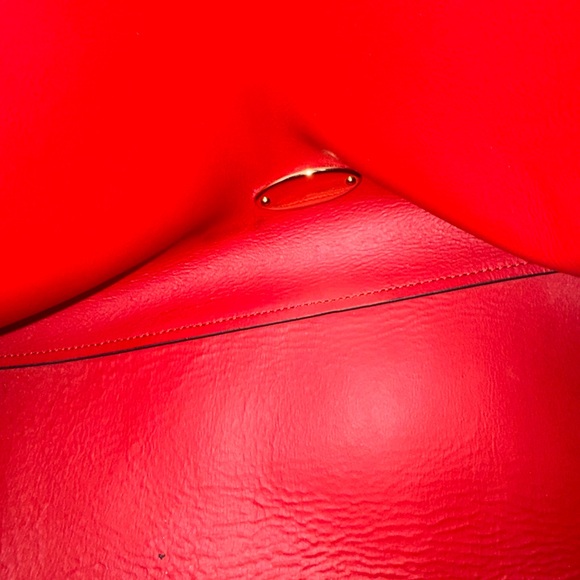 Coach market Tote 

Was originally my mother’s never used. - Picture 5 of 7